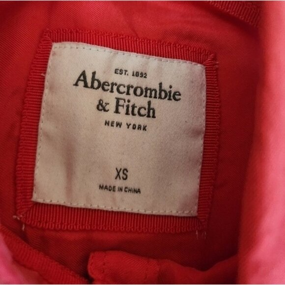 Abercrombie & Fitch 100% Silk Collared Sleeveless Button-Up Shirt  XS - Picture 5 of 6